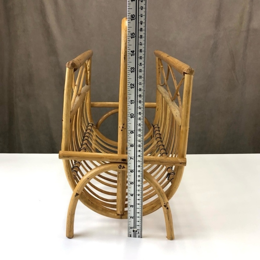 Vintage Rattan Magazine Rack - Natural Brown - Picture 10 of 10